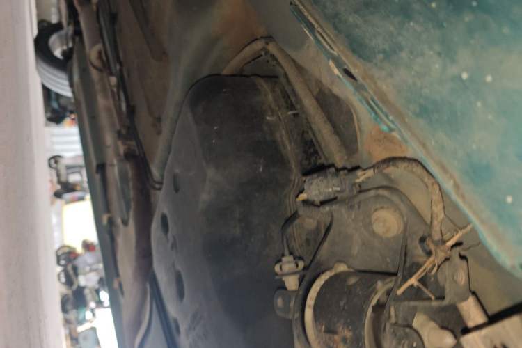 Used Dongfeng Aeolus Yixuan 2021 230T Automatic Chasing Shadow Edition Chassis Rear Left