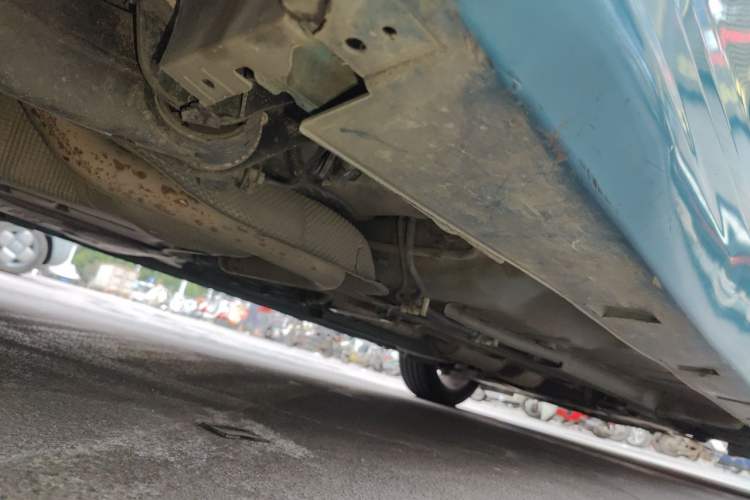 Used Dongfeng Aeolus Yixuan 2021 230T Automatic Dream-Chasing Edition Chassis Rear Right