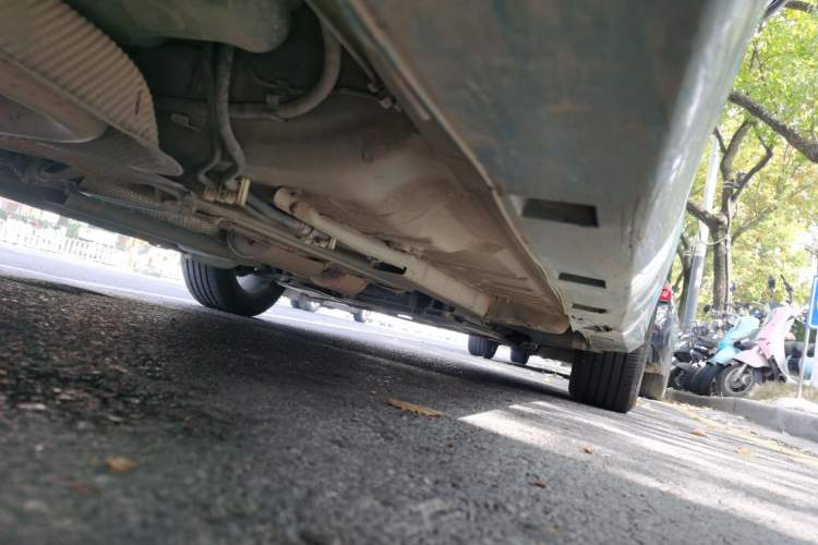 Used Dongfeng Aeolus Yixuan 2021 230T Automatic ZuiFeng Edition Chassis Rear Right