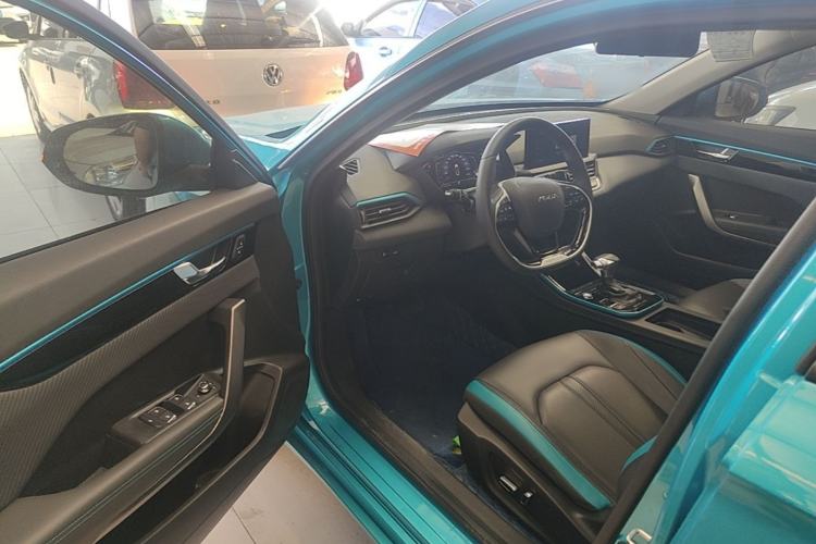 Used Dongfeng Aeolus Yixuan 2021 230T Automatic Dream-Chasing Edition Driver Seat