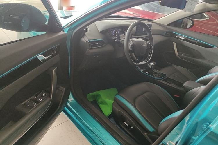 Used Dongfeng Aeolus Yixuan 2021 230T Automatic Dream-Chasing Edition Driver Seat