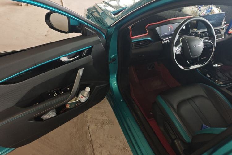 Used Dongfeng Aeolus Yixuan 2021 230T Automatic Chasing Shadow Edition Driver Seat