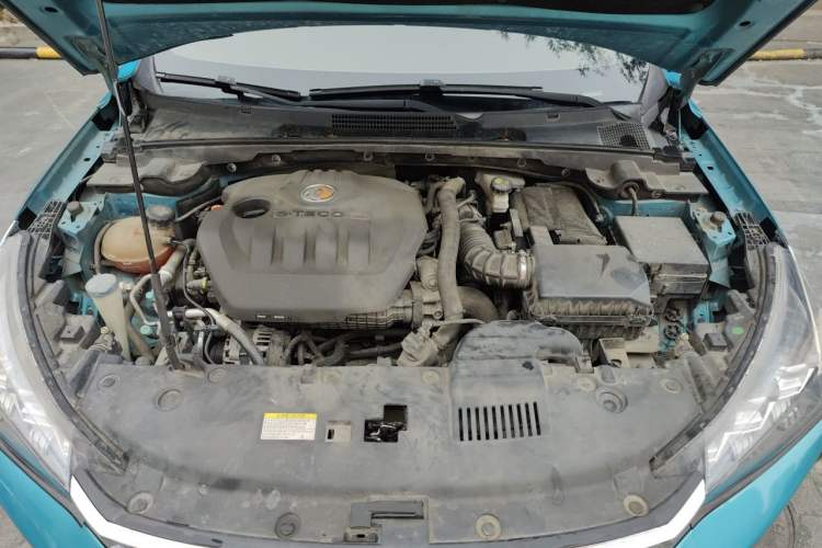 Used Dongfeng Aeolus Yixuan 2021 230T Automatic Dream-Chasing Edition Engine Bay