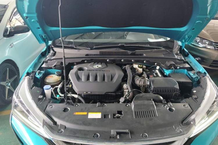 Used Dongfeng Aeolus Yixuan 2021 230T Automatic Chasing Shadow Edition Engine Bay