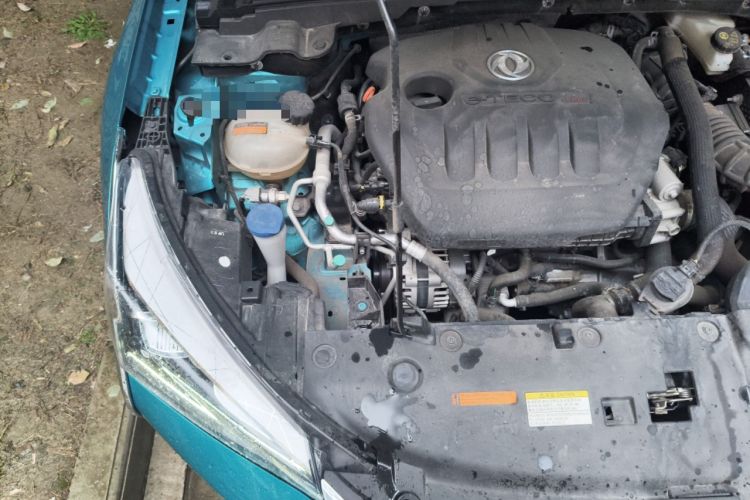 Used Dongfeng Aeolus Yixuan 2021 230T Automatic Chasing Shadow Edition Engine Bay Right