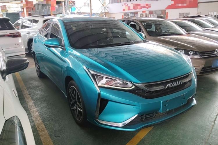 Used Dongfeng Aeolus Yixuan 2021 230T Automatic Chasing Shadow Edition Front Right 45 Deg