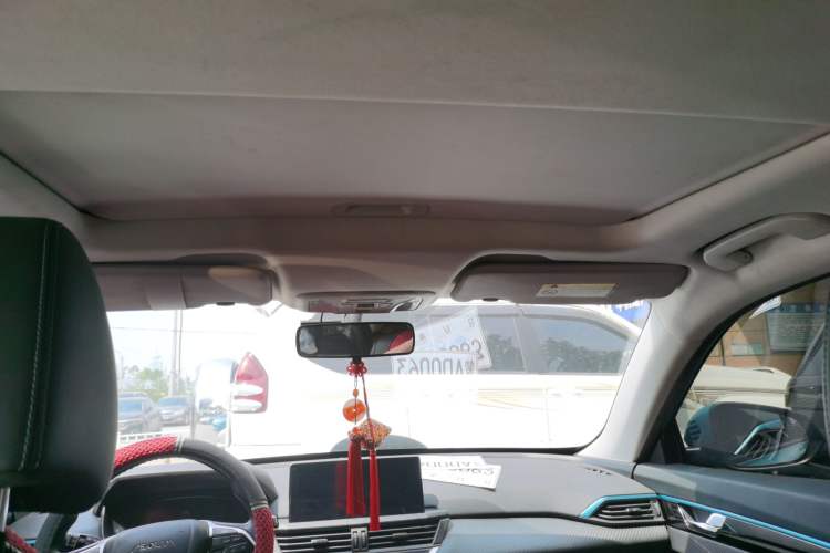 Used Dongfeng Aeolus Yixuan 2021 230T Automatic Glory Edition Headliner
