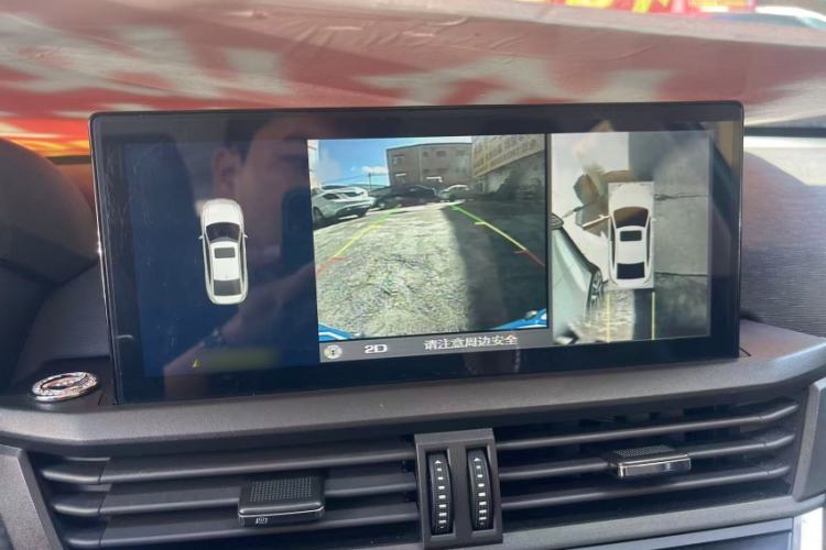 Used Dongfeng Aeolus Yixuan 2021 230T Automatic Chasing Shadow Edition Interior 4