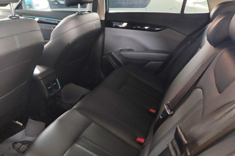 Used Dongfeng Aeolus Yixuan 2021 230T Automatic Chasing Shadow Edition Left Rear Seat