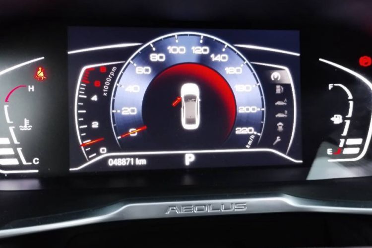 Used Dongfeng Aeolus Yixuan 2021 230T Automatic Chasing Shadow Edition Odometer Close Up
