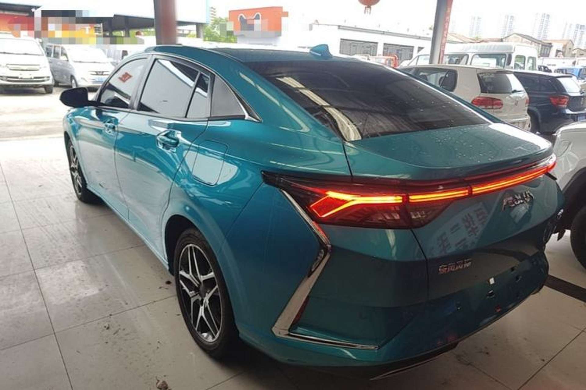 Used Dongfeng Aeolus Yixuan 2021 230T Automatic Dream-Chasing Edition Rear Left 45 Deg
