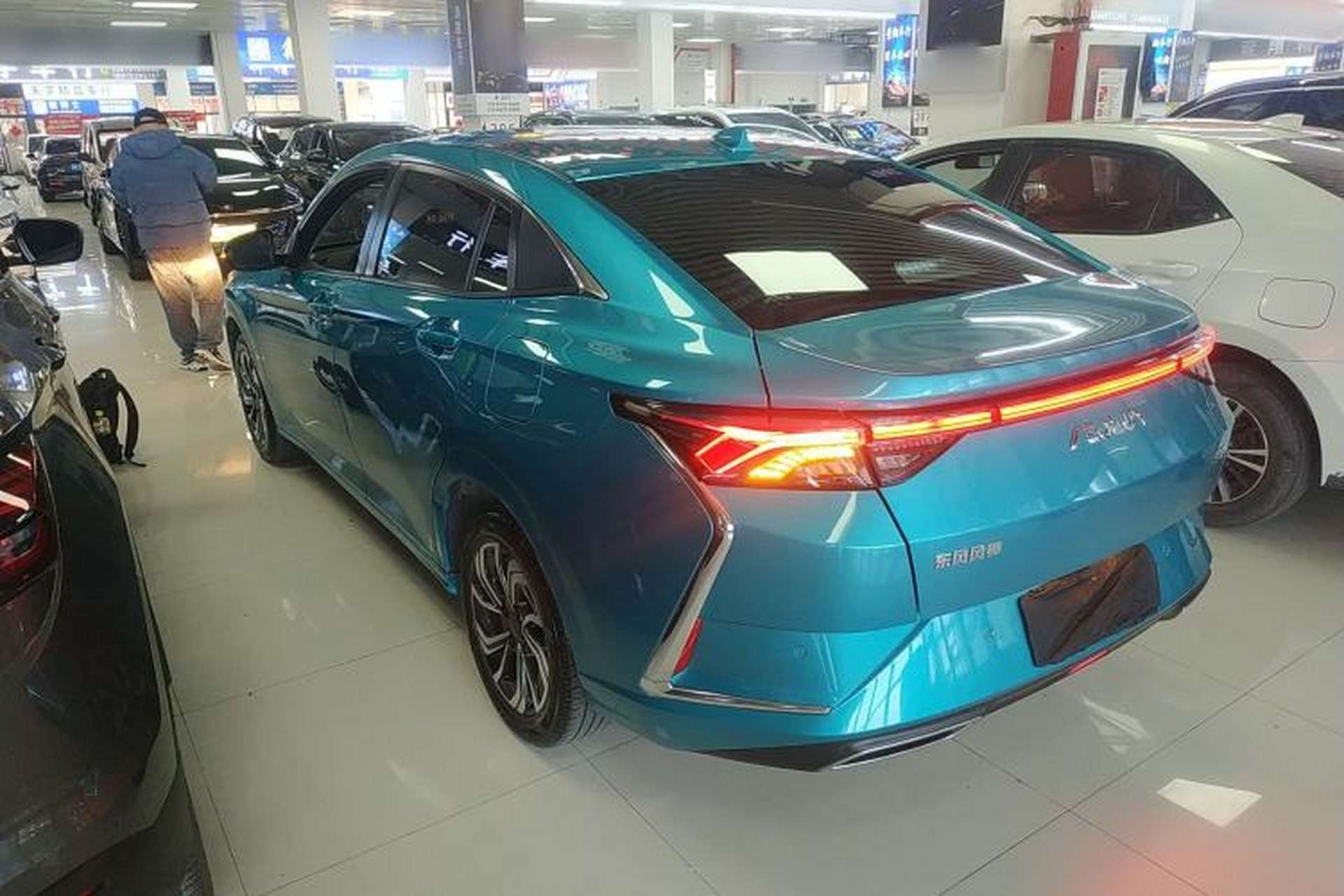Used Dongfeng Aeolus Yixuan 2021 230T Automatic ZuiFeng Edition Rear Left 45 Deg