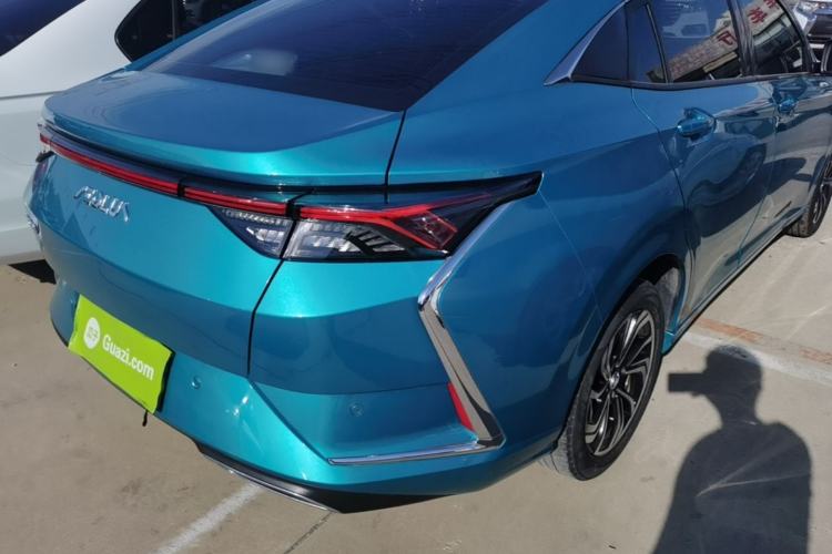 Used Dongfeng Aeolus Yixuan 2021 230T Automatic Glory Edition Right Rear Taillight
