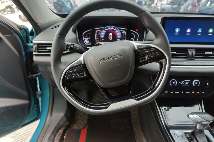 Used Dongfeng Aeolus Yixuan 2021 230T Automatic Dream-Chasing Edition Steering Wheel