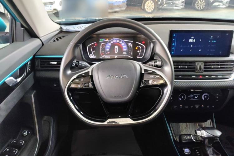 Used Dongfeng Aeolus Yixuan 2021 230T Automatic Chasing Shadow Edition Steering Wheel