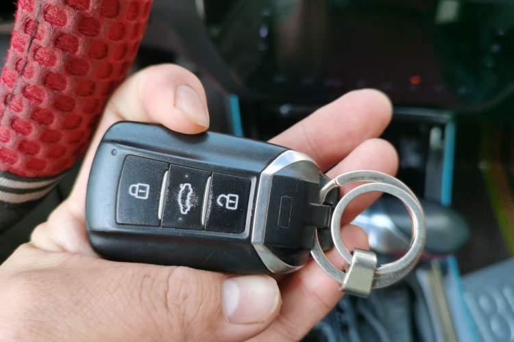 Used Dongfeng Aeolus Yixuan 2021 230T Automatic Glory Edition Vehicle Key