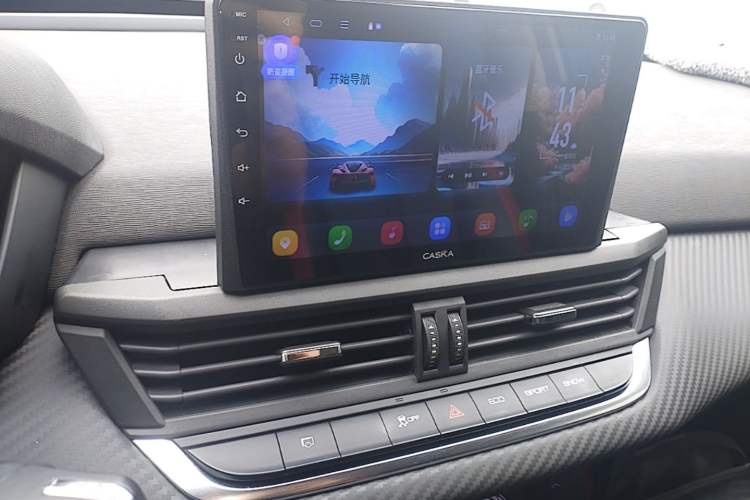 Used Dongfeng Aeolus Yixuan 2021 230T Automatic Dream-Chasing Edition Audio And AC Panel