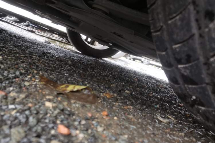 Used Dongfeng Aeolus Yixuan 2021 230T Automatic Dream-Chasing Edition Chassis Front Right
