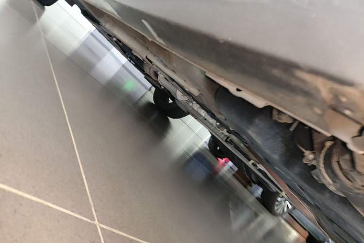 Used Dongfeng Aeolus Yixuan 2021 230T Automatic Chasing Shadow Edition Chassis Rear Left