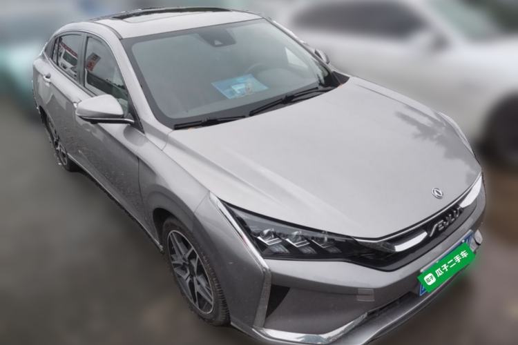 Used Dongfeng Aeolus Yixuan 2021 230T Automatic Dream-Chasing Edition Front Right 45 Deg