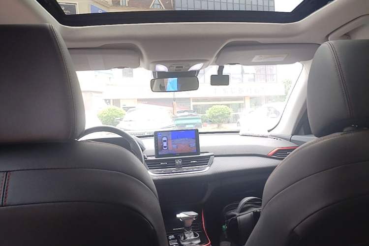 Used Dongfeng Aeolus Yixuan 2021 230T Automatic Dream-Chasing Edition Headliner