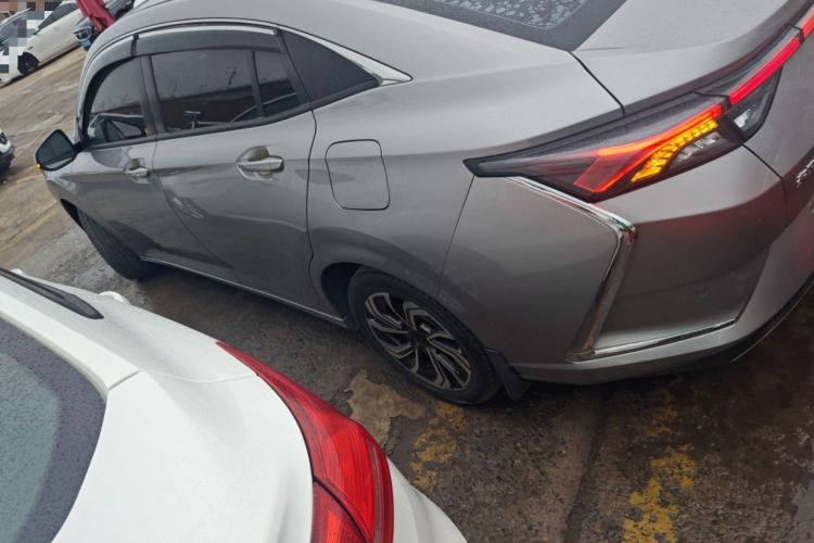 Used Dongfeng Aeolus Yixuan 2021 230T Automatic Glory Edition Left Side