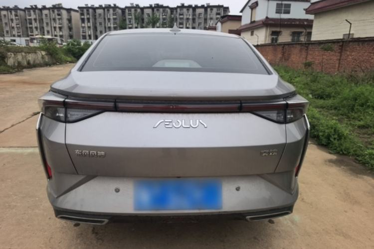 Used Dongfeng Aeolus Yixuan 2021 230T Automatic Glory Edition Rear