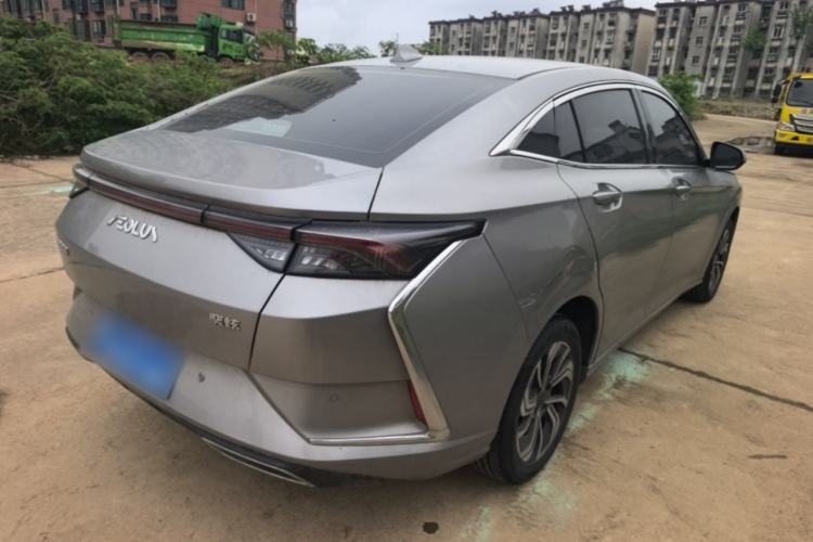 Used Dongfeng Aeolus Yixuan 2021 230T Automatic Glory Edition Rear Right 45 Deg