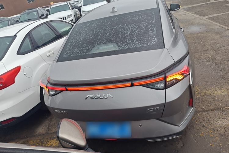 Used Dongfeng Aeolus Yixuan 2021 230T Automatic Glory Edition Rear