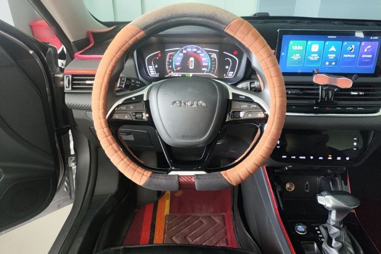Used Dongfeng Aeolus Yixuan 2021 230T Automatic Chasing Shadow Edition Steering Wheel