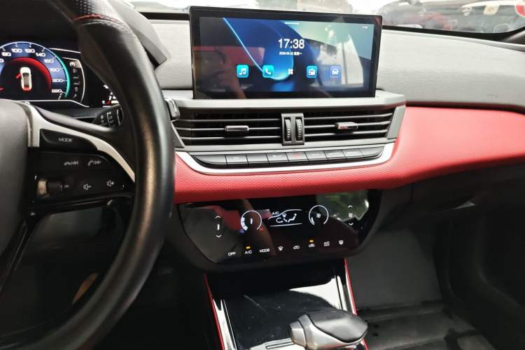 Used Dongfeng Aeolus Yixuan 2021 230T Automatic Zuiying Knight Edition Audio And AC Panel