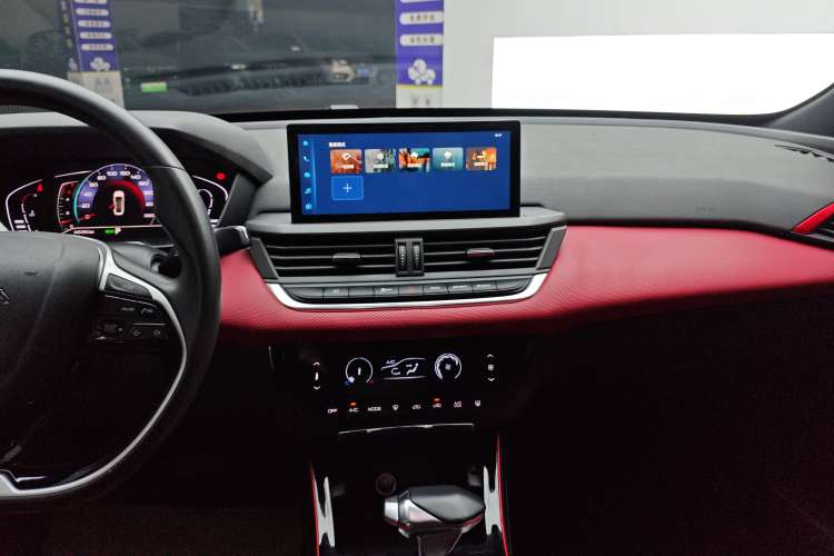 Used Dongfeng Aeolus Yixuan 2021 230T Automatic Zuiying Knight Edition Audio And AC Panel