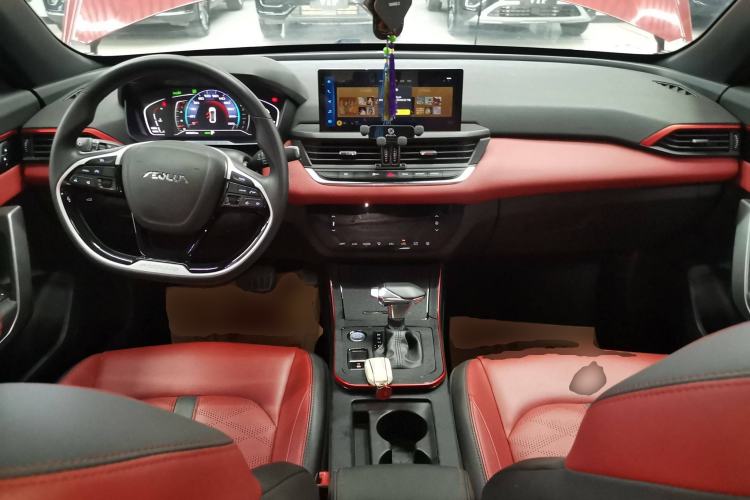 Used Dongfeng Aeolus Yixuan 2021 230T Automatic Hunter Edition Center Console