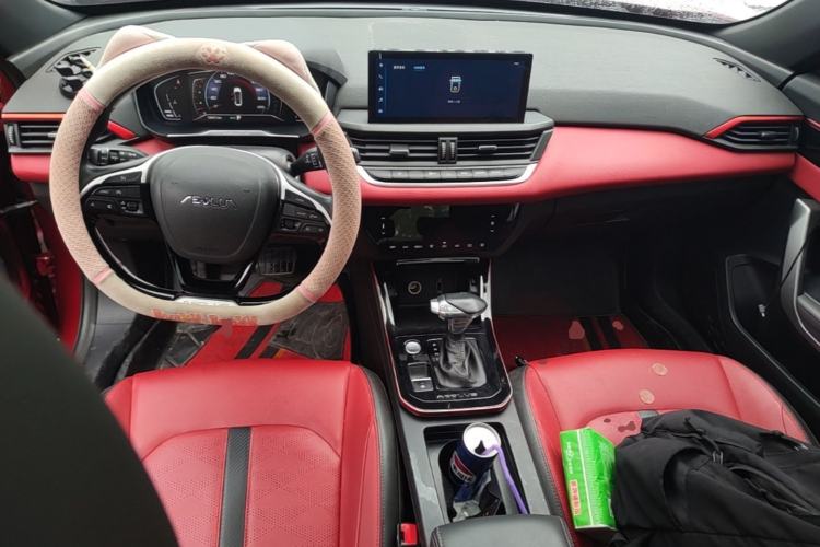 Used Dongfeng Aeolus Yixuan 2021 230T Automatic Zuiying Knight Edition Center Console