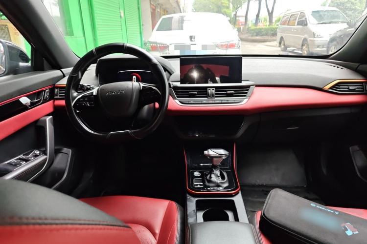 Used Dongfeng Aeolus Yixuan 2021 230T Automatic Zuiying Knight Edition Center Console