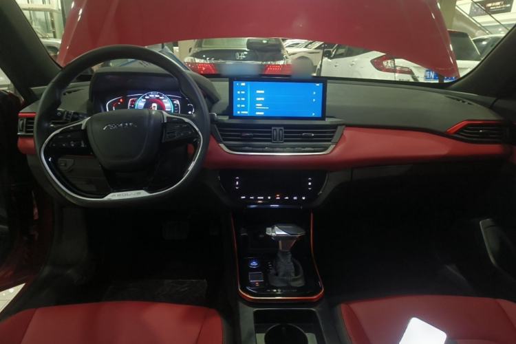 Used Dongfeng Aeolus Yixuan 2021 230T Automatic Zuiying Knight Edition Center Console