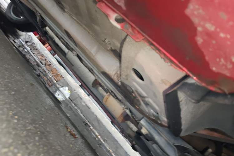 Used Dongfeng Aeolus Yixuan 2021 230T Automatic Zuiying Knight Edition Chassis Front Right