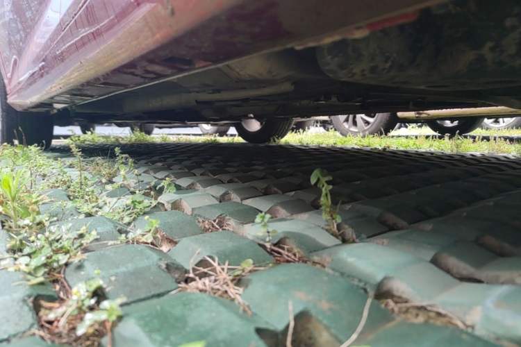Used Dongfeng Aeolus Yixuan 2021 230T Automatic Zuiying Knight Edition Chassis Rear Left