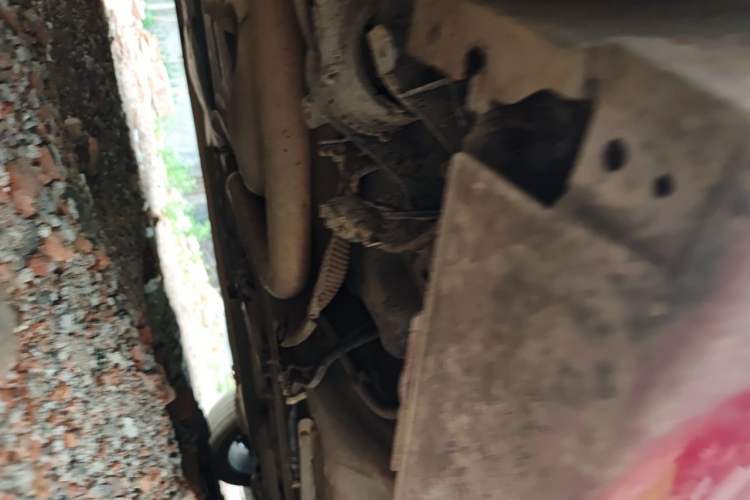 Used Dongfeng Aeolus Yixuan 2021 230T Automatic Zuiying Knight Edition Chassis Rear Right