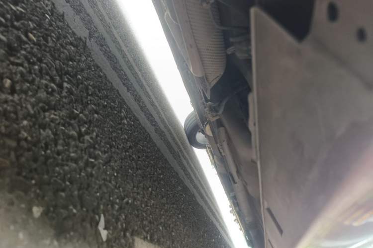 Used Dongfeng Aeolus Yixuan 2021 230T Automatic ZuiFeng Edition Chassis Rear Right