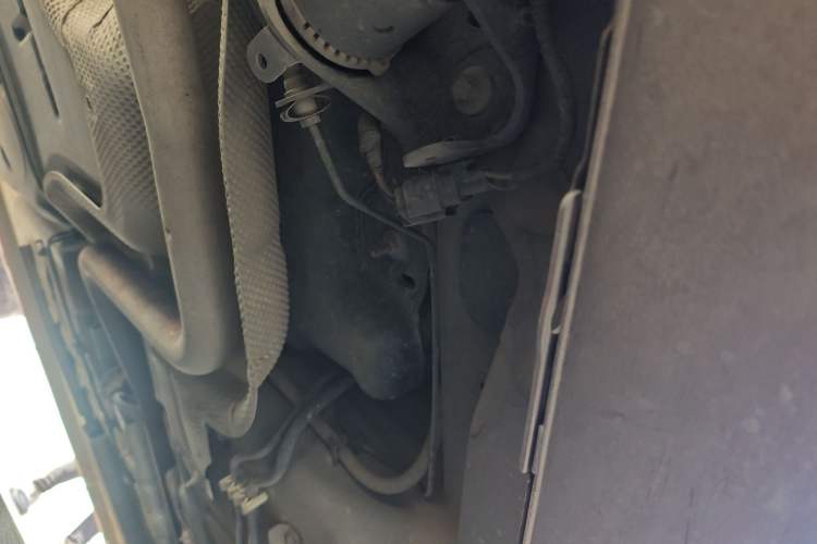 Used Dongfeng Aeolus Yixuan 2021 230T Automatic Hunter Edition Chassis Rear Right