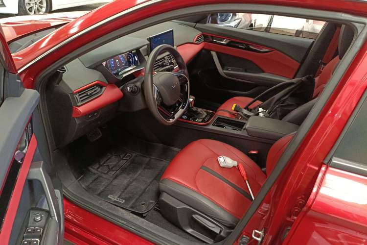 Used Dongfeng Aeolus Yixuan 2021 230T Automatic Zuiying Knight Edition Driver Seat