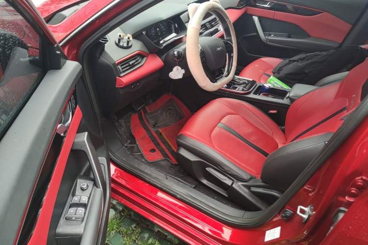 Used Dongfeng Aeolus Yixuan 2021 230T Automatic Zuiying Knight Edition Driver Seat