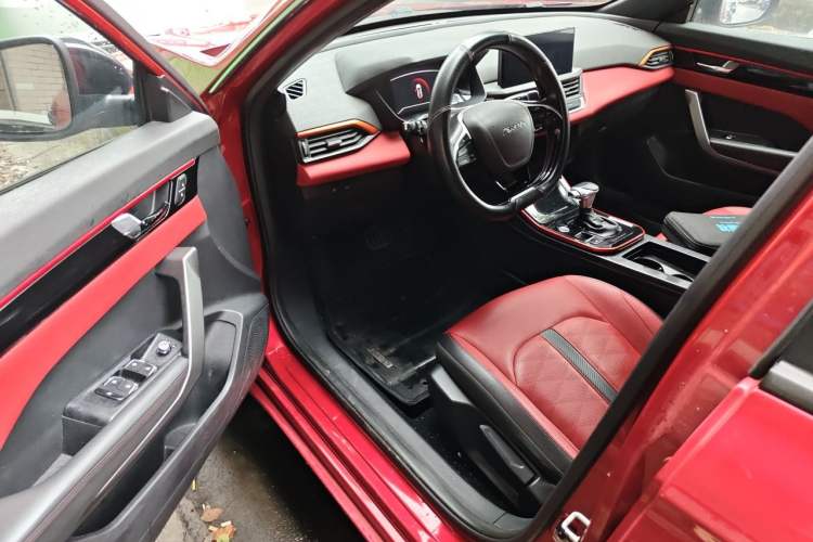 Used Dongfeng Aeolus Yixuan 2021 230T Automatic Zuiying Knight Edition Driver Seat