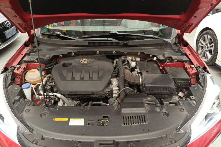 Used Dongfeng Aeolus Yixuan 2021 230T Automatic Zuiying Knight Edition Engine Bay