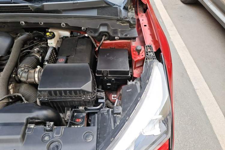 Used Dongfeng Aeolus Yixuan 2021 230T Automatic Zuiying Knight Edition Engine Bay Left