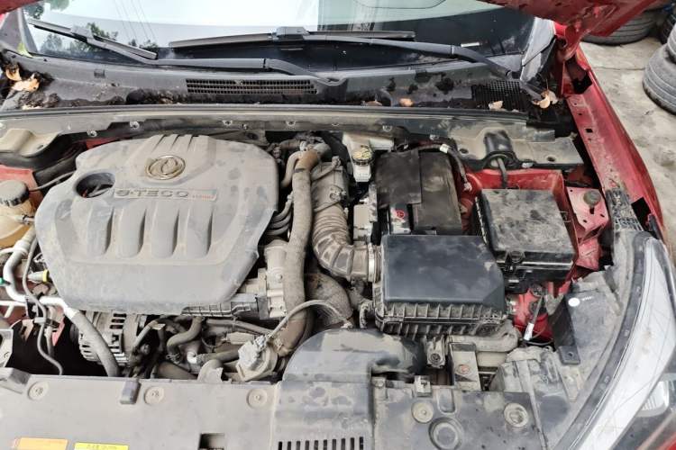 Used Dongfeng Aeolus Yixuan 2021 230T Automatic Zuiying Knight Edition Engine Bay Left