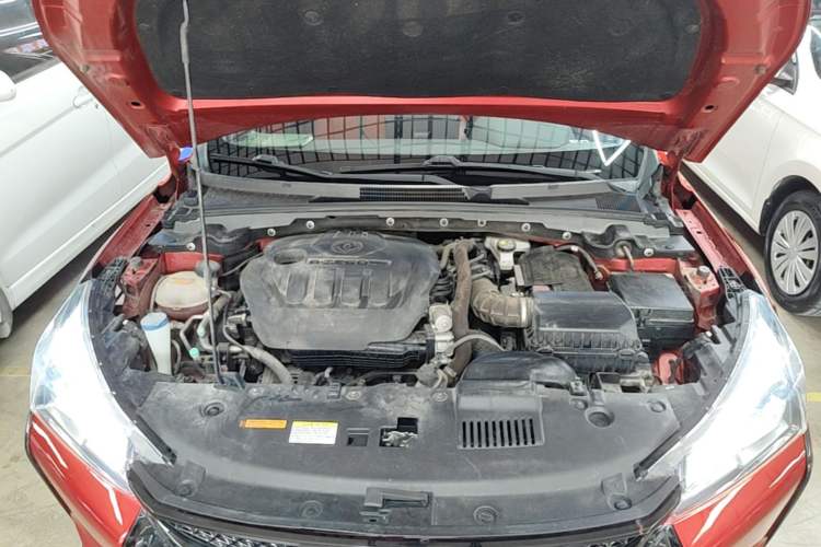 Used Dongfeng Aeolus Yixuan 2021 230T Automatic Hunter Edition Engine Bay