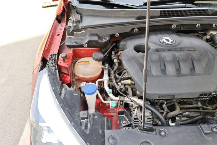 Used Dongfeng Aeolus Yixuan 2021 230T Automatic Zuiying Knight Edition Engine Bay Right