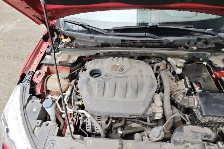 Used Dongfeng Aeolus Yixuan 2021 230T Automatic Zuiying Knight Edition Engine Bay Right